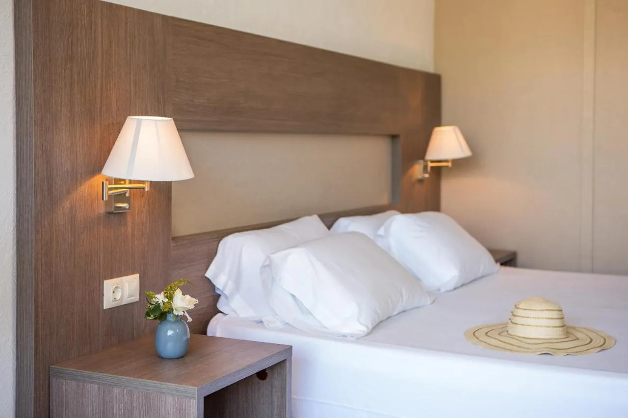 Hotel Rvhotels Golf Costa Brava Santa Cristina d'Aro